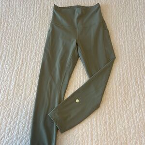 Lululemon cropped yoga pants- green with pockets